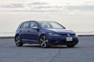 2017 Volkswagen Golf R 5-Door